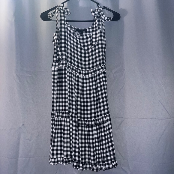 Checkered dress - Picture 1 of 3